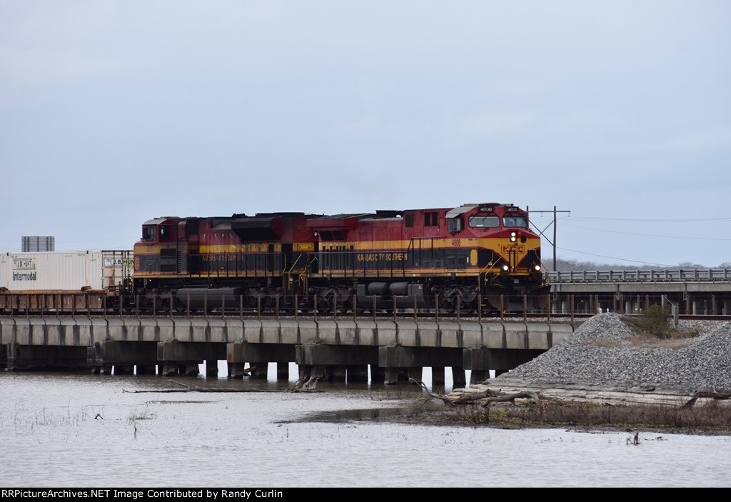 KCS 4606 North at Lake Texana